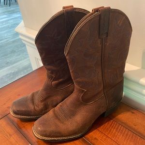 Brown cow girl boots